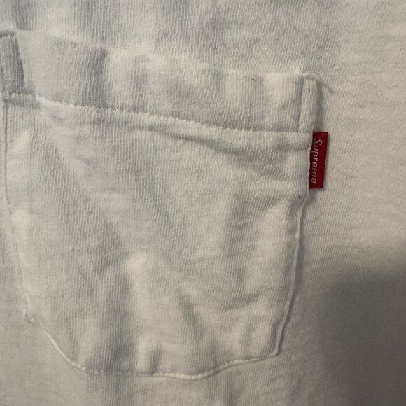 Supreme White Pocket T-Shirt – Size L - Picture 3 of 4